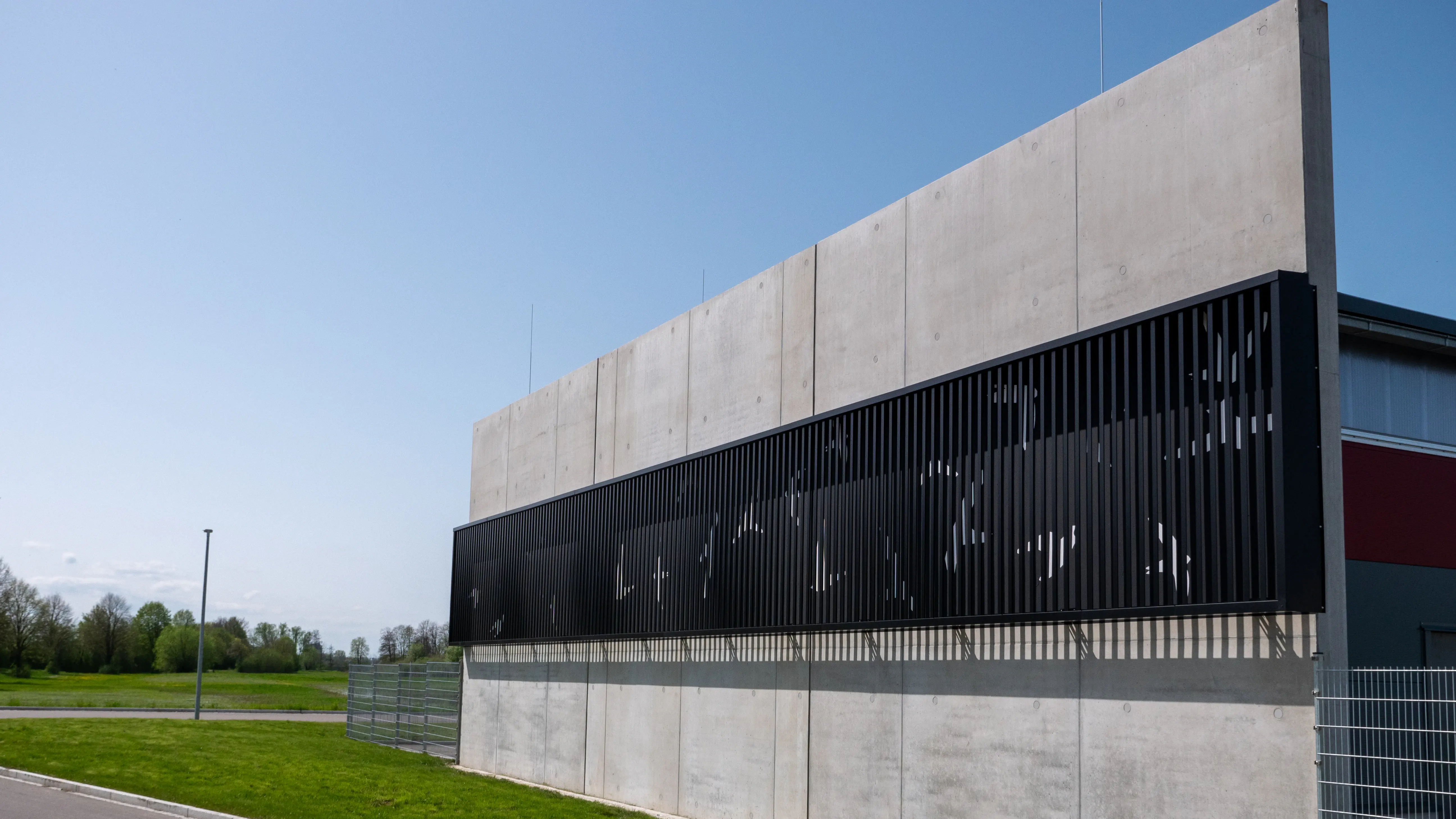 Locomotion installation on the exterior wall of Niederschönenfeld prison